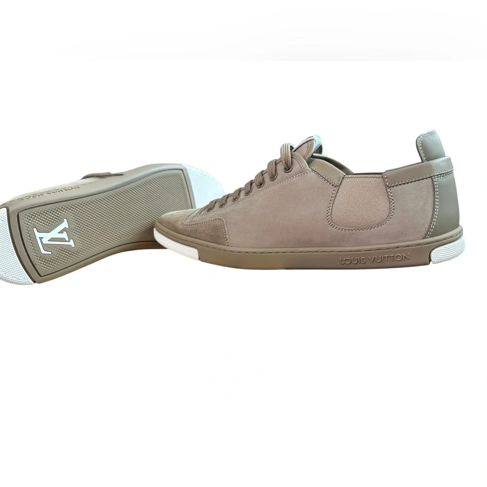 💎 New in Box Limited Gaston V Low-top sneakers louis vuitton unisex 9.5 Women